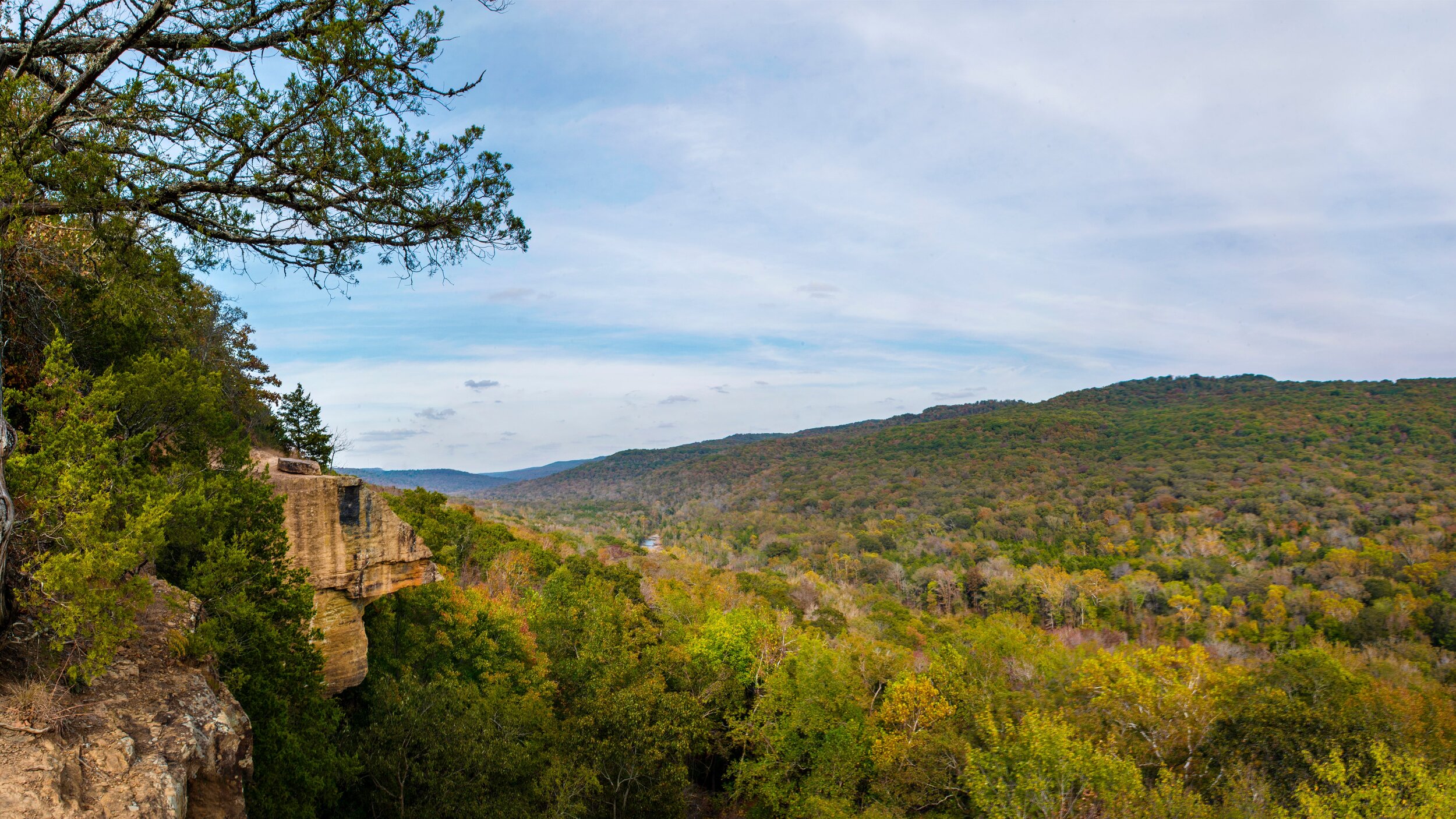 Devils_Den_Yellow_Rock_Overlook_Pano2_CHC_112016.jpg