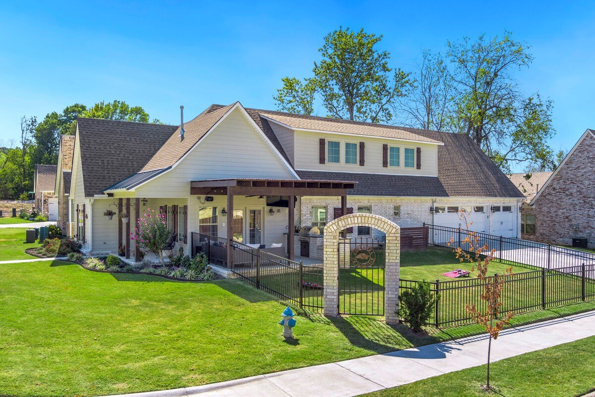 Play safe in our fully fenced-in backyard and plenty of parking available in our three-car garage and driveway.