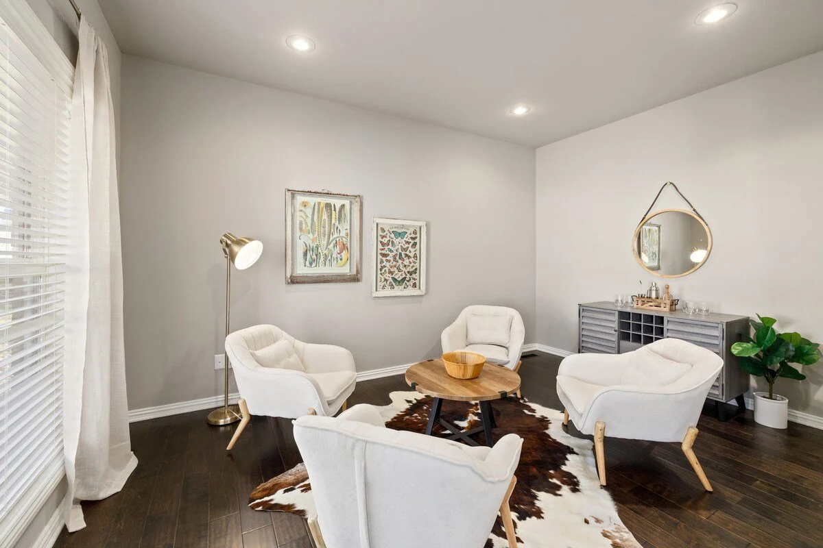 Conversation room + a cocktail station!