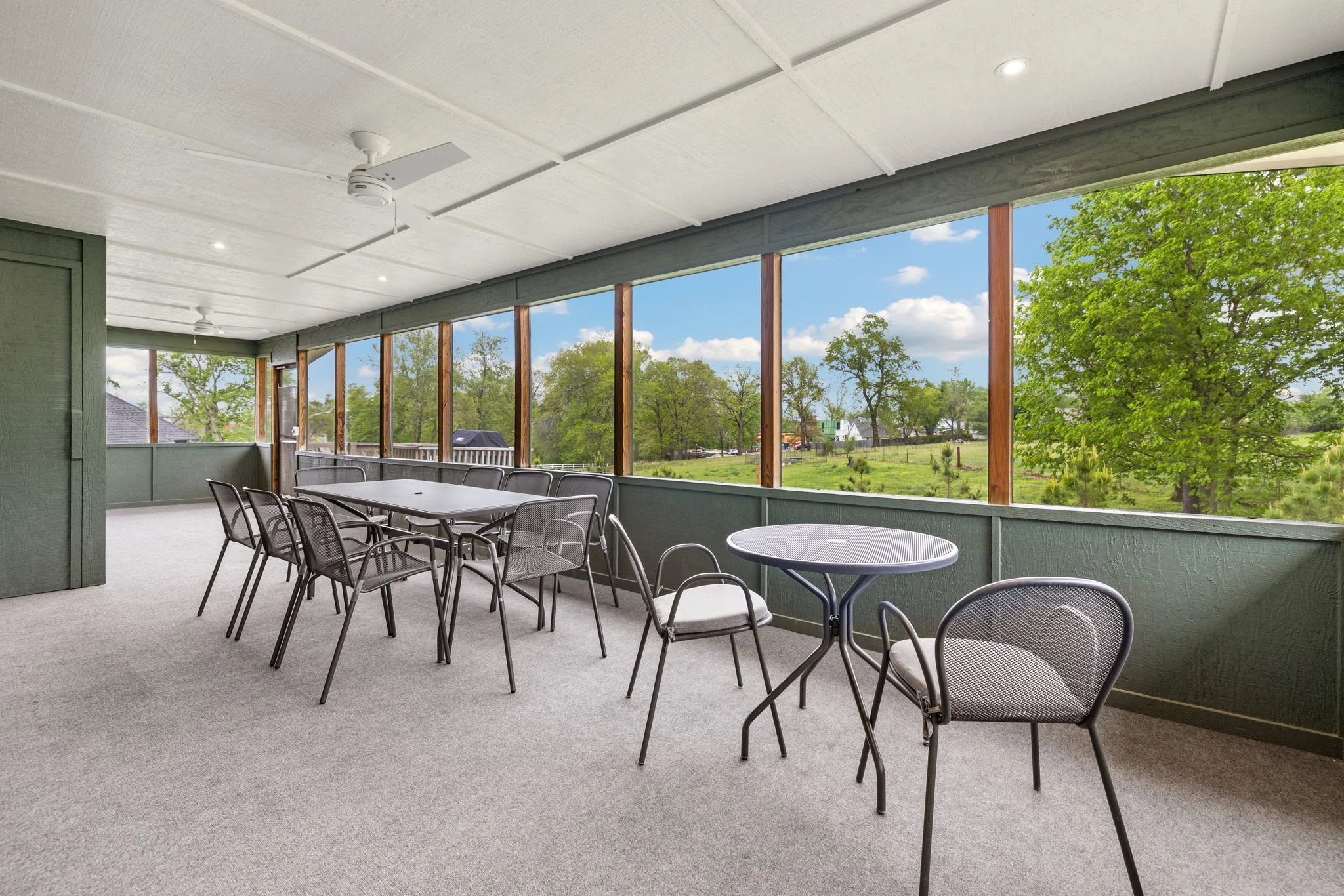 Eat alfresco in our enclosed screened patio. Perfect for any time of day.