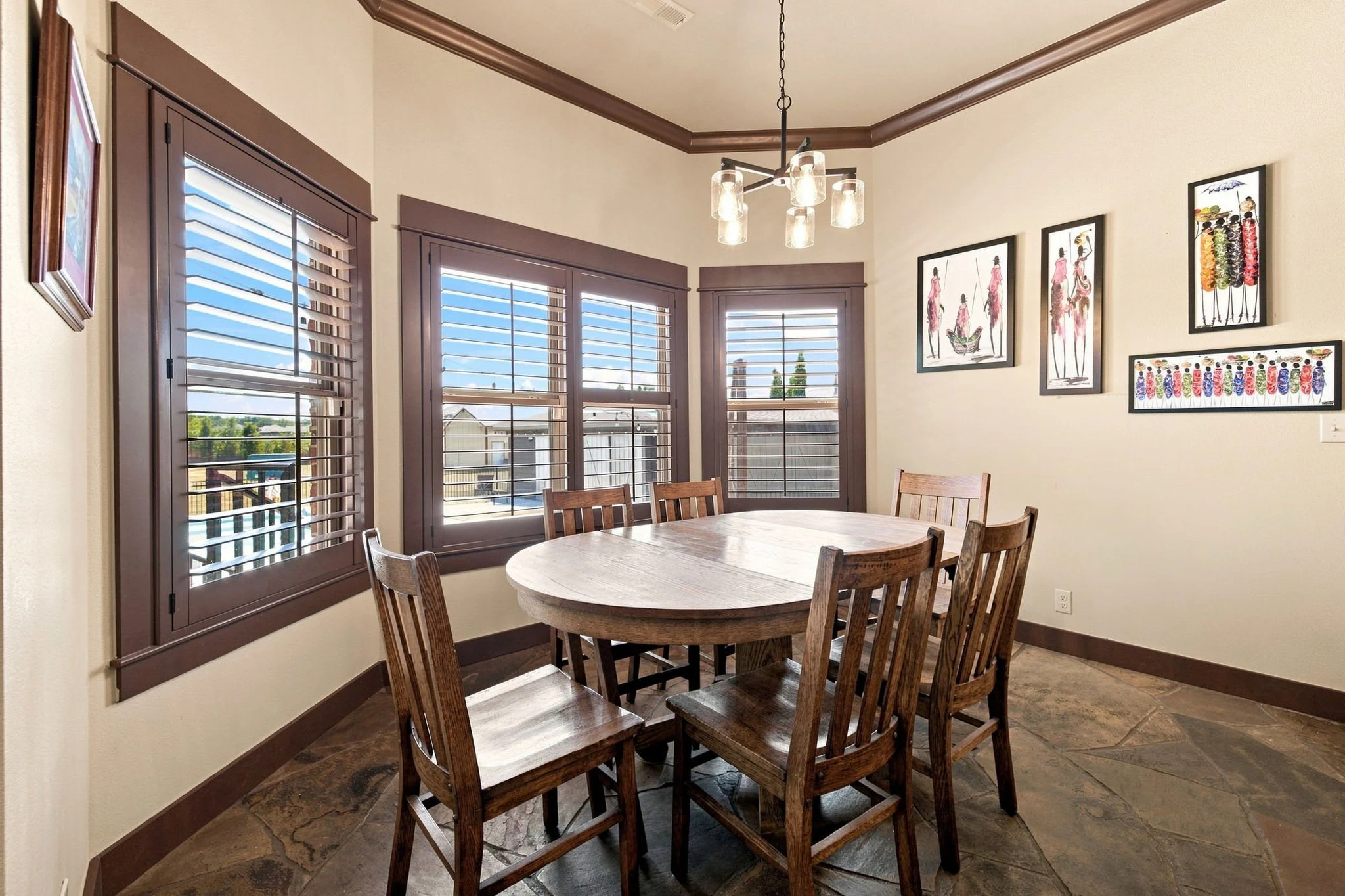 A table for 6 in our breakfast nook.
