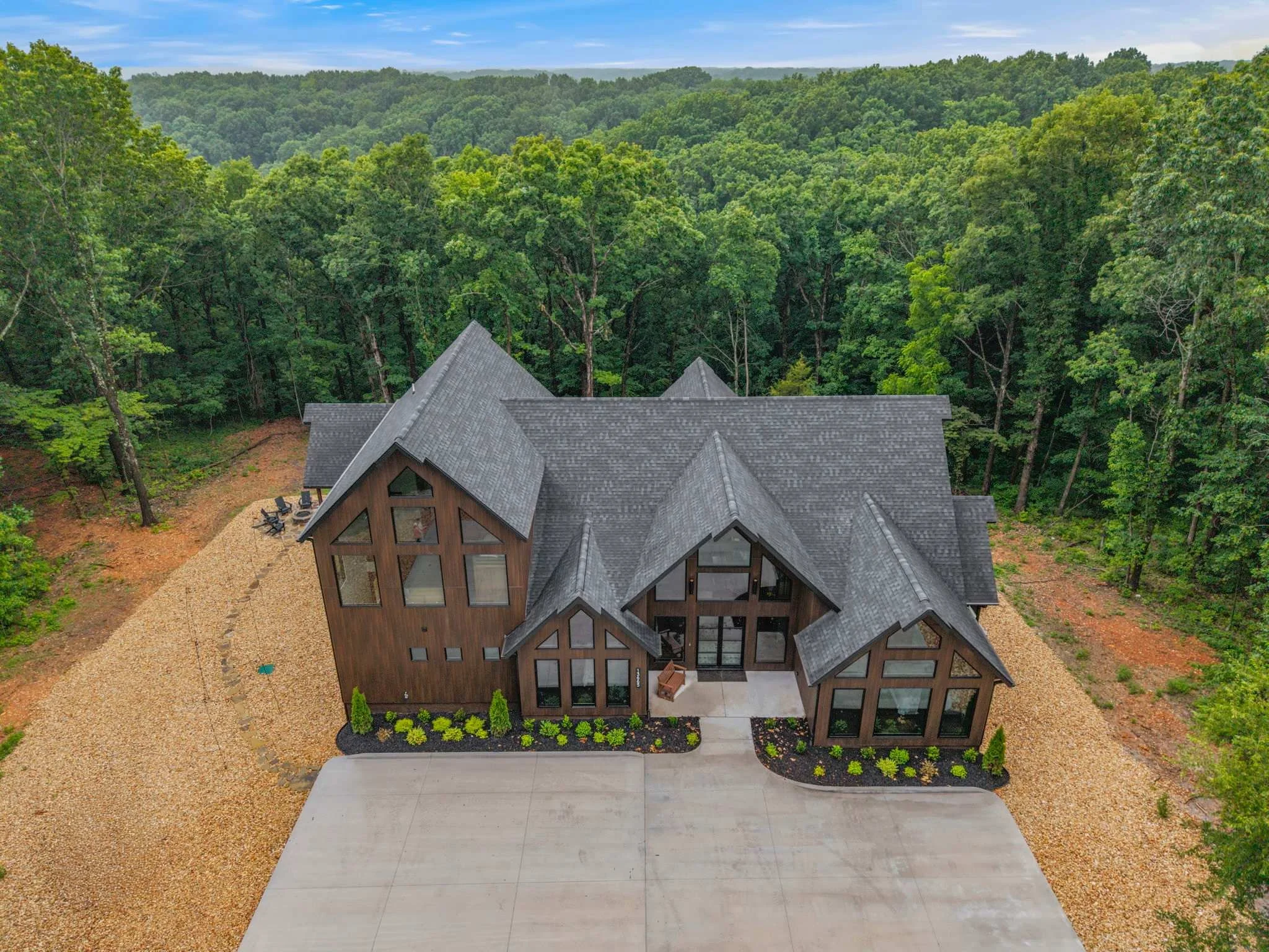 Our secluded & modern vacation home in the Ozarks. 