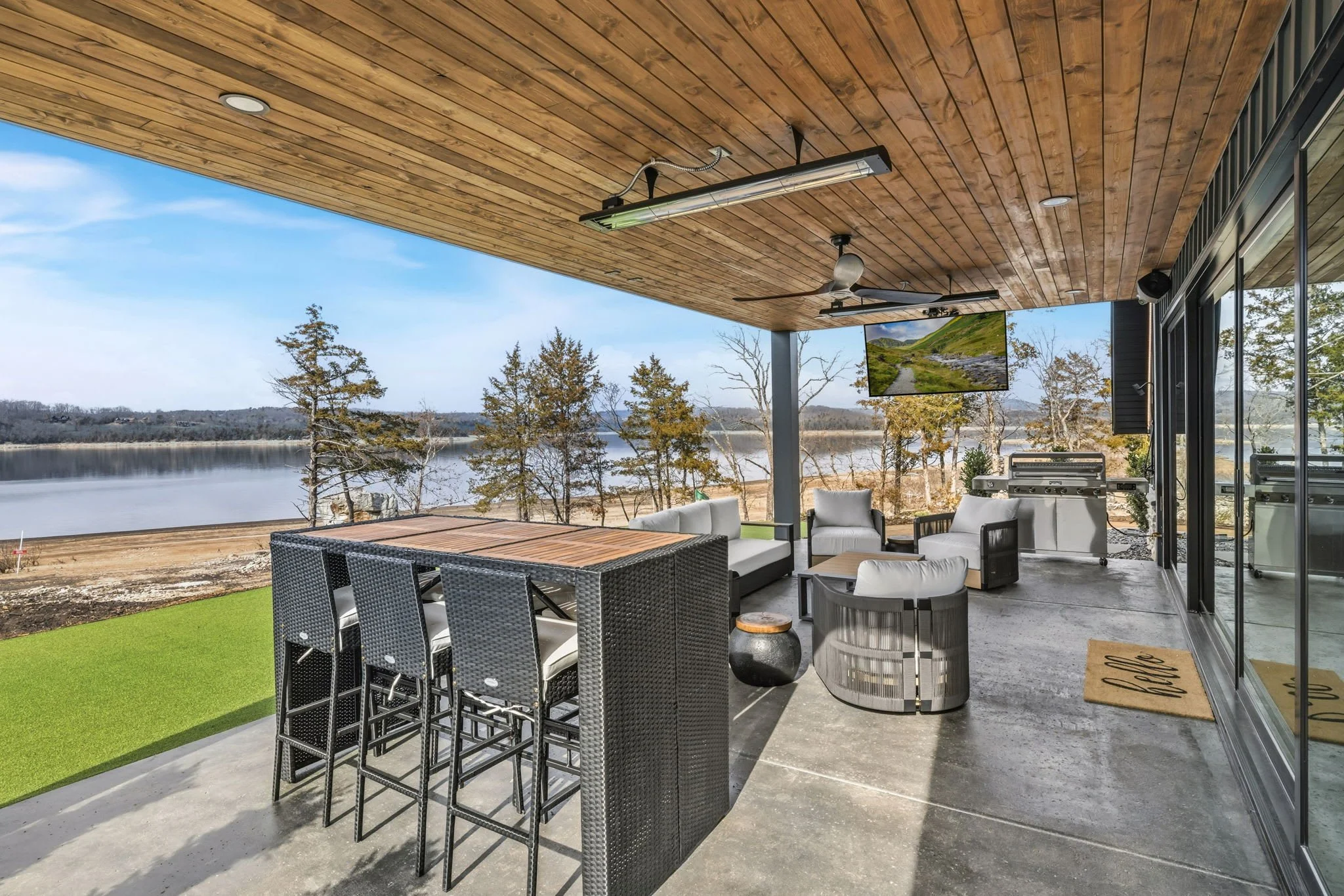 Enjoy the outdoor dining and outdoor living space with TV!