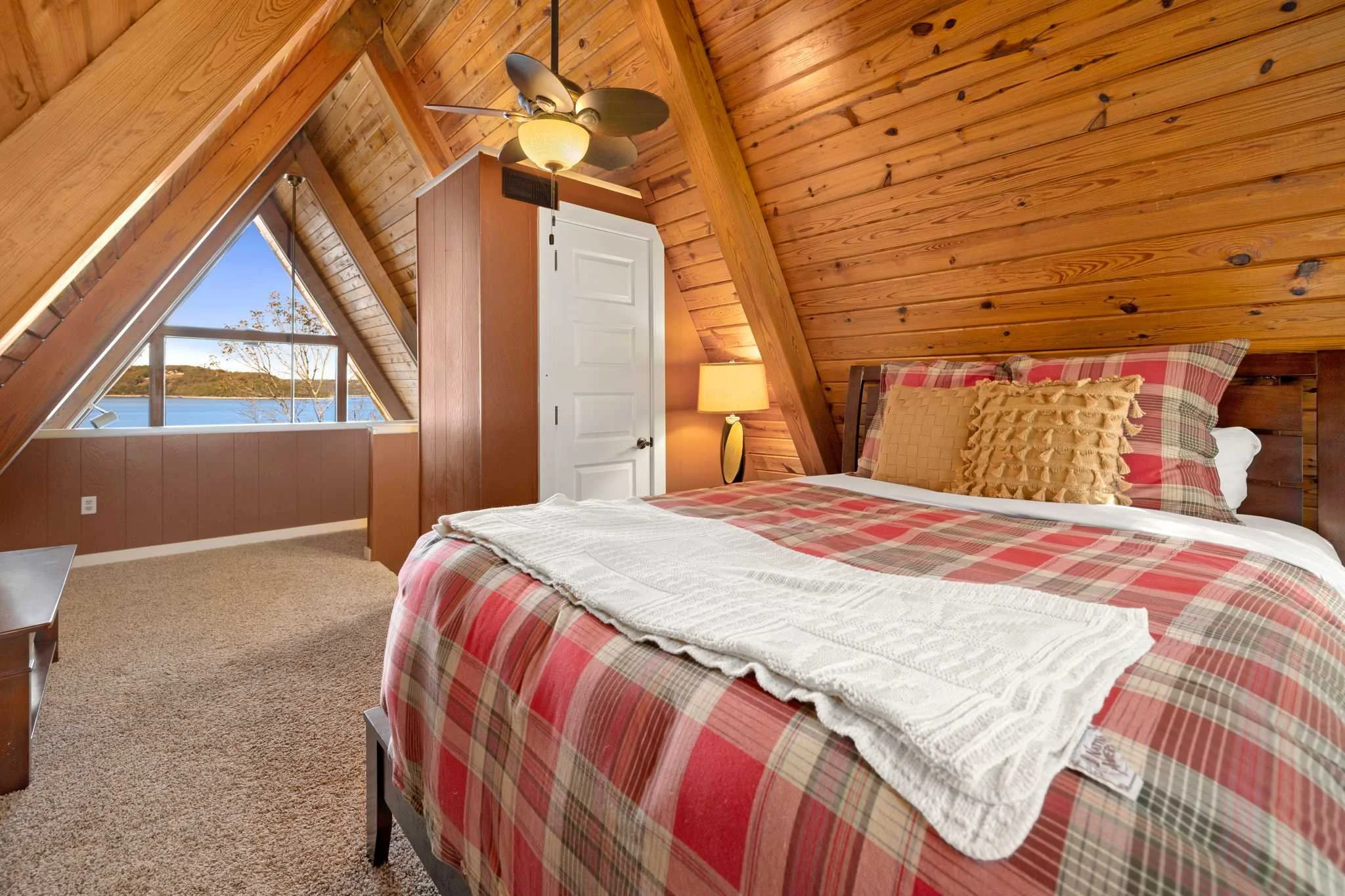The loft bedroom with balcony is only one of 7 bedrooms! Totaling accommodations for 18.