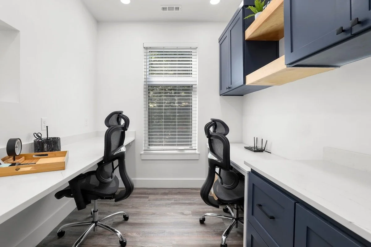  If you need to check in with work during your vacation, we have a great office space for you to set up your laptop during your stay.