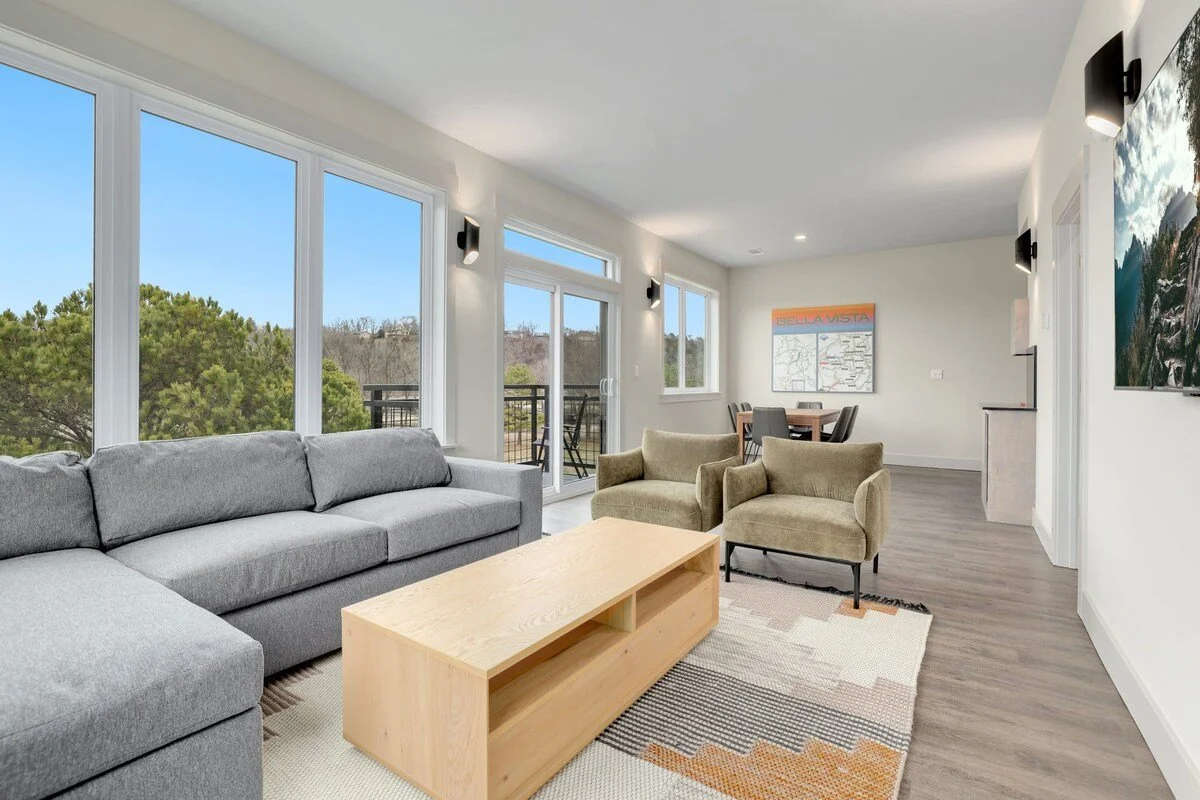 Staggerwing - MTB Oasis