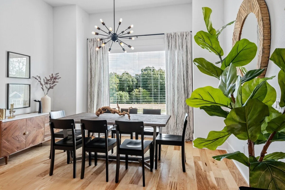 Our kitchen area features a dining area with mini bar with seating for up to 8 guests - the perfect place to enjoy a family-style meal or board game. 