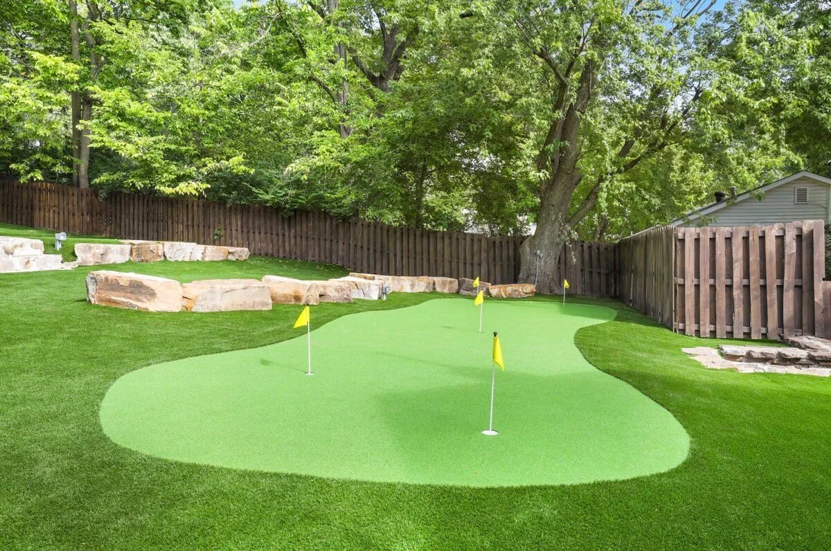 Practice your form on our putting green 5 holes!.