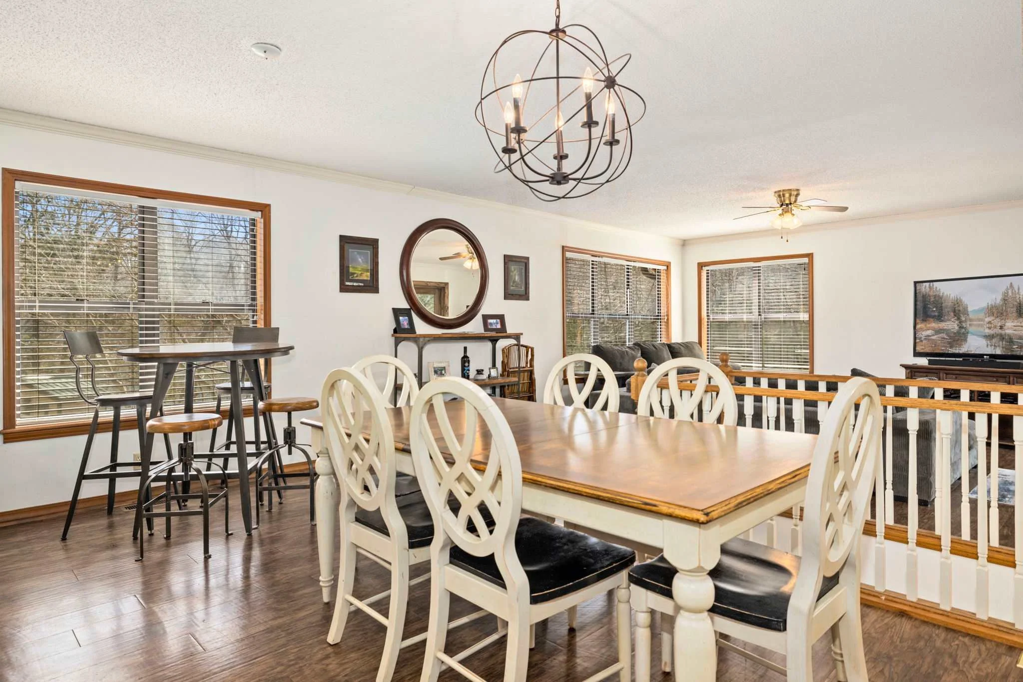 Share the meals in the dining room with lake views.