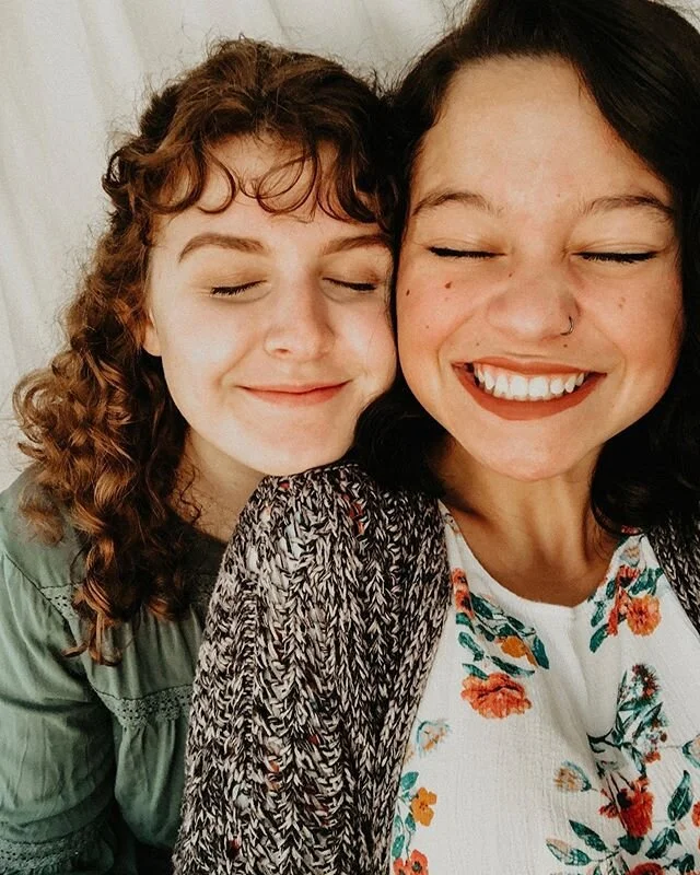 Here to all the strong women that were placed in my life and every other woman created for this world 💛 #internationalwomensday