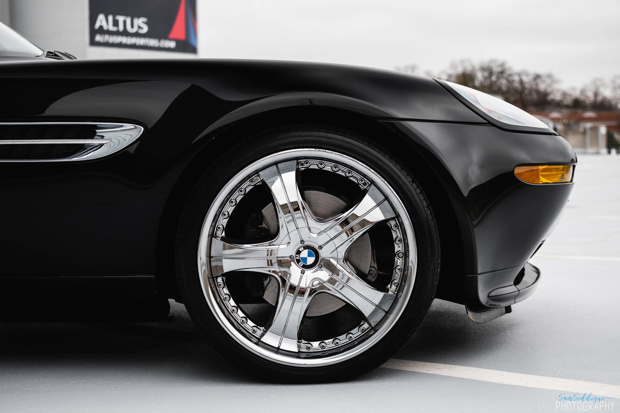 bmw-z8_46442520841_o.jpg
