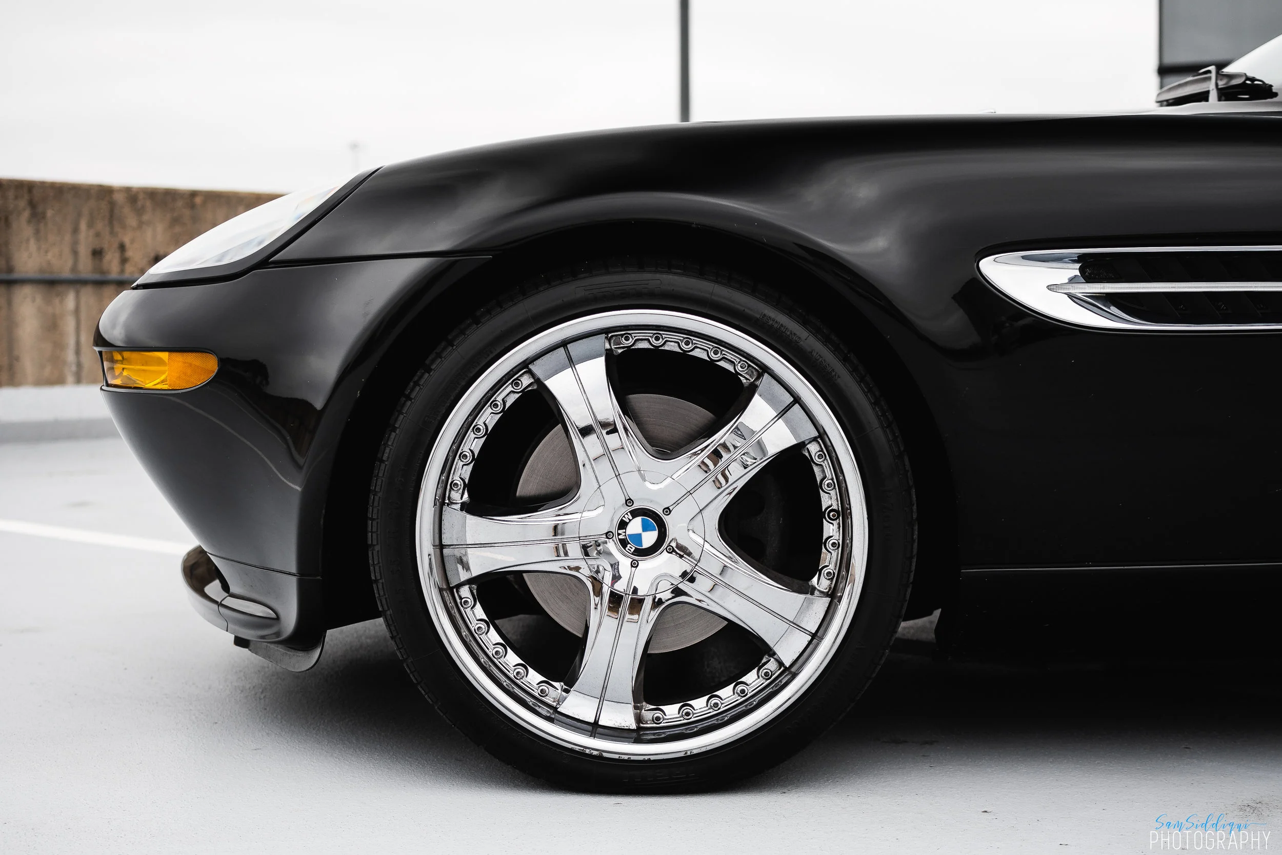 bmw-z8_46442521851_o.jpg