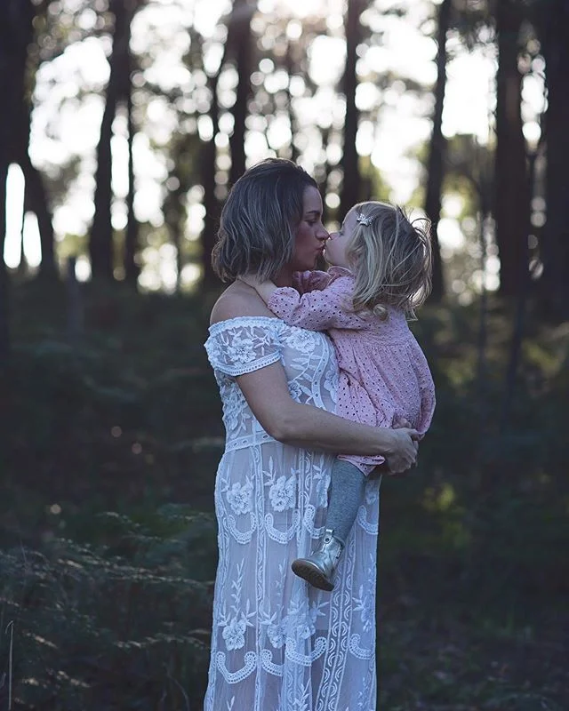 The beautiful @tiffanytlcfit braving a cold but golden Winters afternoon with her sweet baby bump. ✨✨ #amyalldayphotography #maternityphotography #melbournenewbornphotographer #melbournebabyphotographer #newbornphotography #newborn #maternity