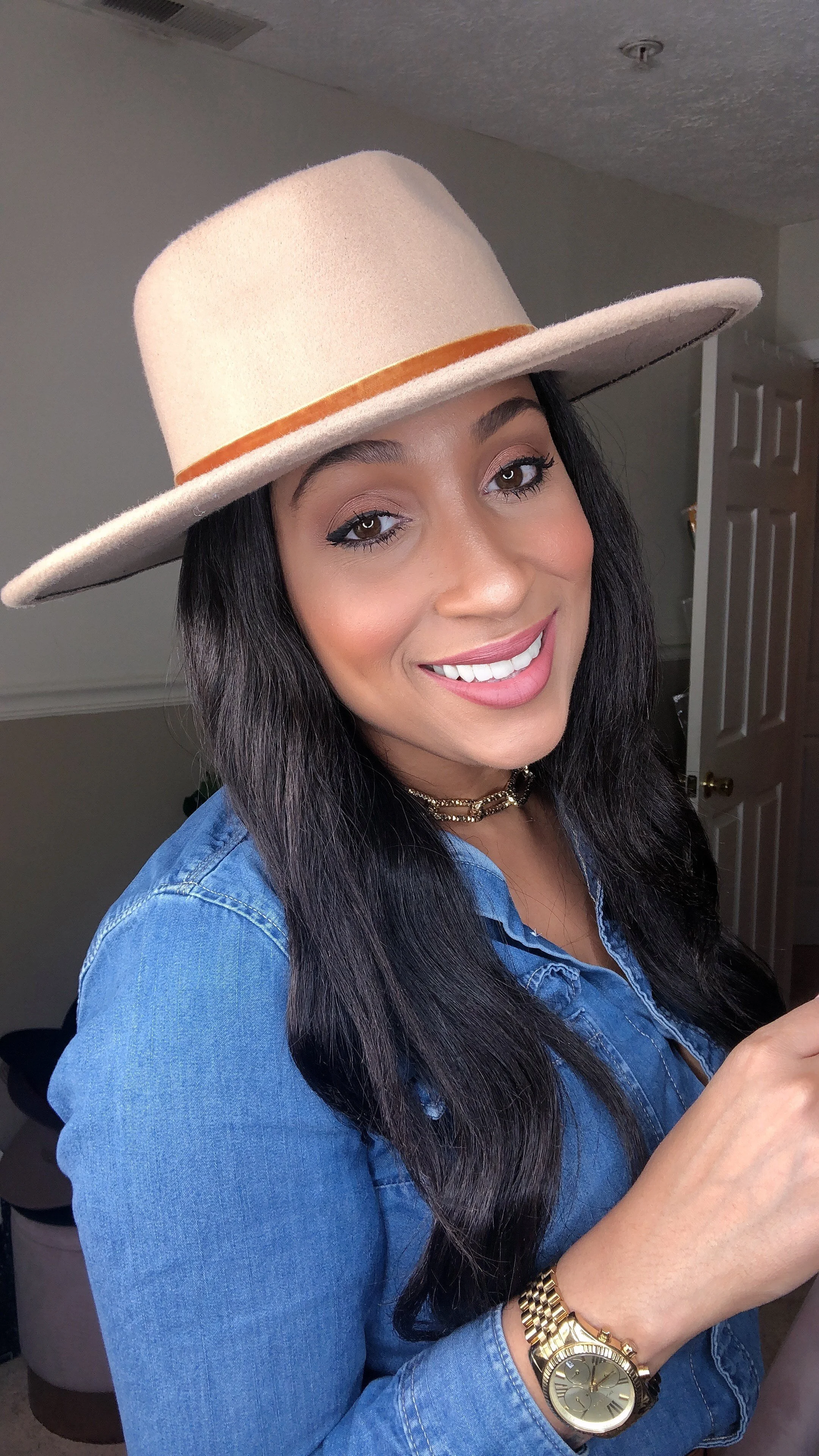 A Conversation with Adrianne Munroe: Entrepreneur, Personal Stylist and Health Coach