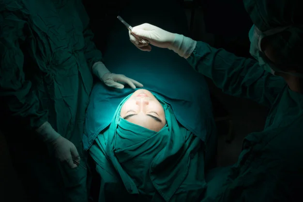 plastic-surgery-wrinkle-reduction_50889-80.jpg
