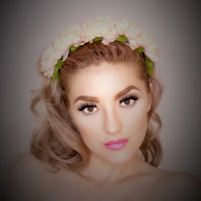 attractive-beatnikpeach-beautiful-734483.jpg