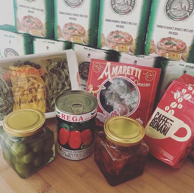 Father&rsquo;s Day Italian selection boxes now available to purchase from our online shop &pound;24.99 (link in bio)

Nocellara Olives
00 Pizza Flour
Rustica Semi-Dried Tomatoes
Rummo Spinach and Egg Tagliatelle
Bonani Italian Espresso
Amaretti Biscu