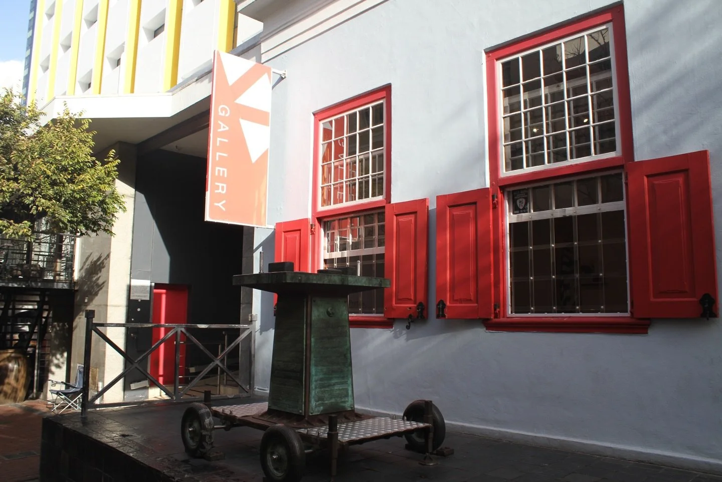 Annual Closure 

Thank you for an incredible year of art and community. Our sincerest gratitude for every artist, member, collector, and visitor who made this year at AVA so vibrant.

Please note our holiday hours as you plan your final visits of the