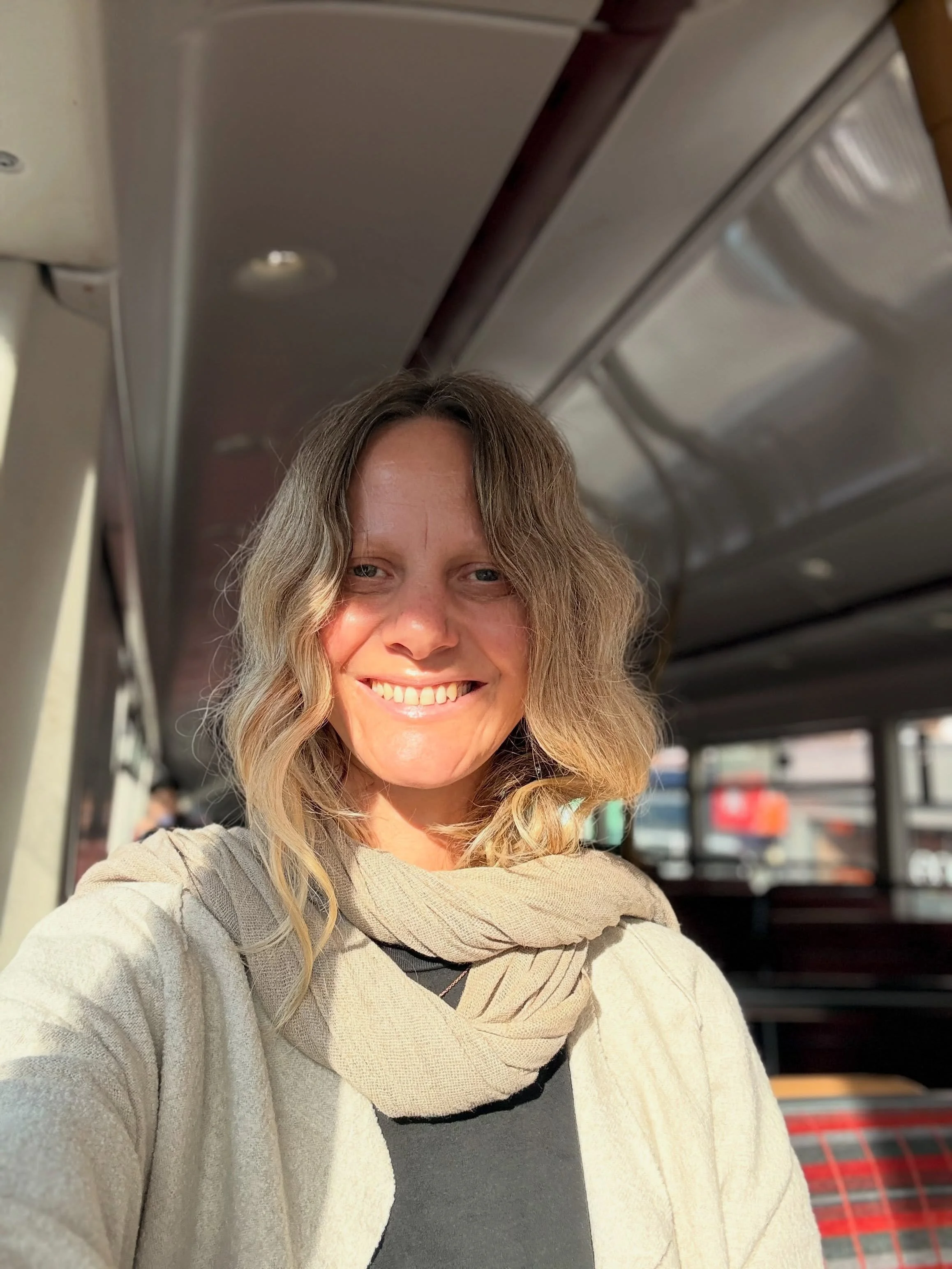 It was such a beautiful and magical evening to be at Watkins last night! 

That place holds such a special place in my heart! 

It is linked to so much, my discovery of Sufism and the mystical path of love! 

Last night felt grounded and simple. 

It