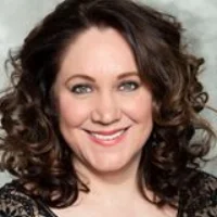 Sarah Armstrong .jpg