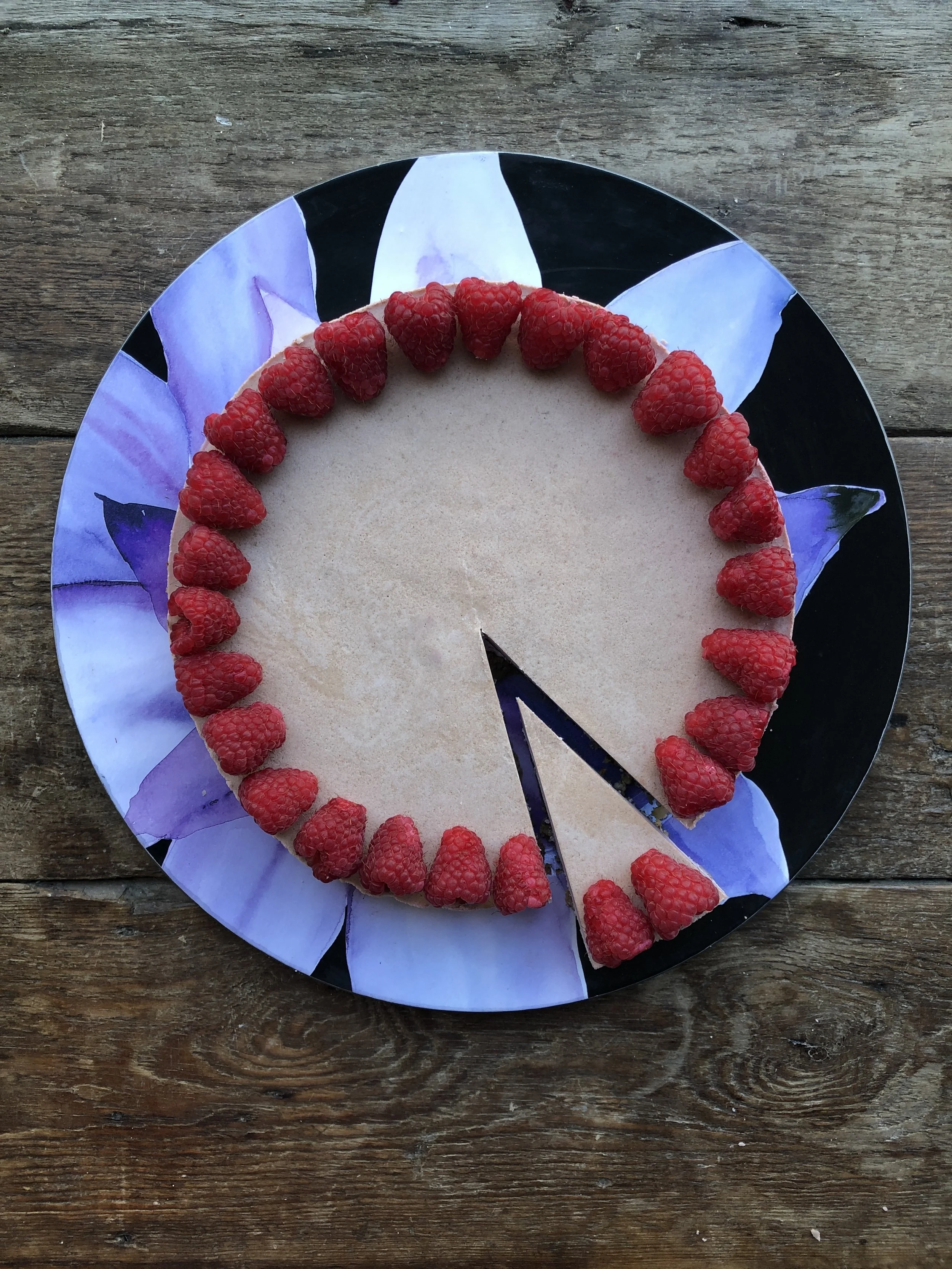 A raw dessert recipe without nuts - allergen free!