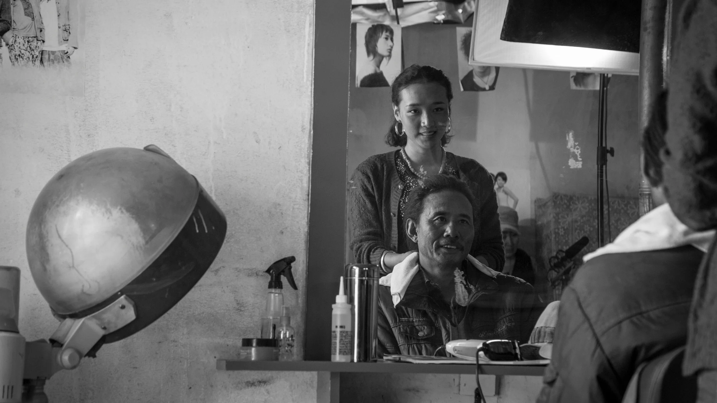 Tharlo Pema Tseden | 2015 | Tibet | 123' | Drama/Comedy | Tibetan with English Subtitles Tharlo is a Tibetan shepherd who lives for himself far away from civilization. He is uneducated, but can recite whole speeches of Mao, which he had to learn by heart as a child. One day he goes into town to obey the rule that every person must be in possession of an identity card. He discovers life in the city and learns how to