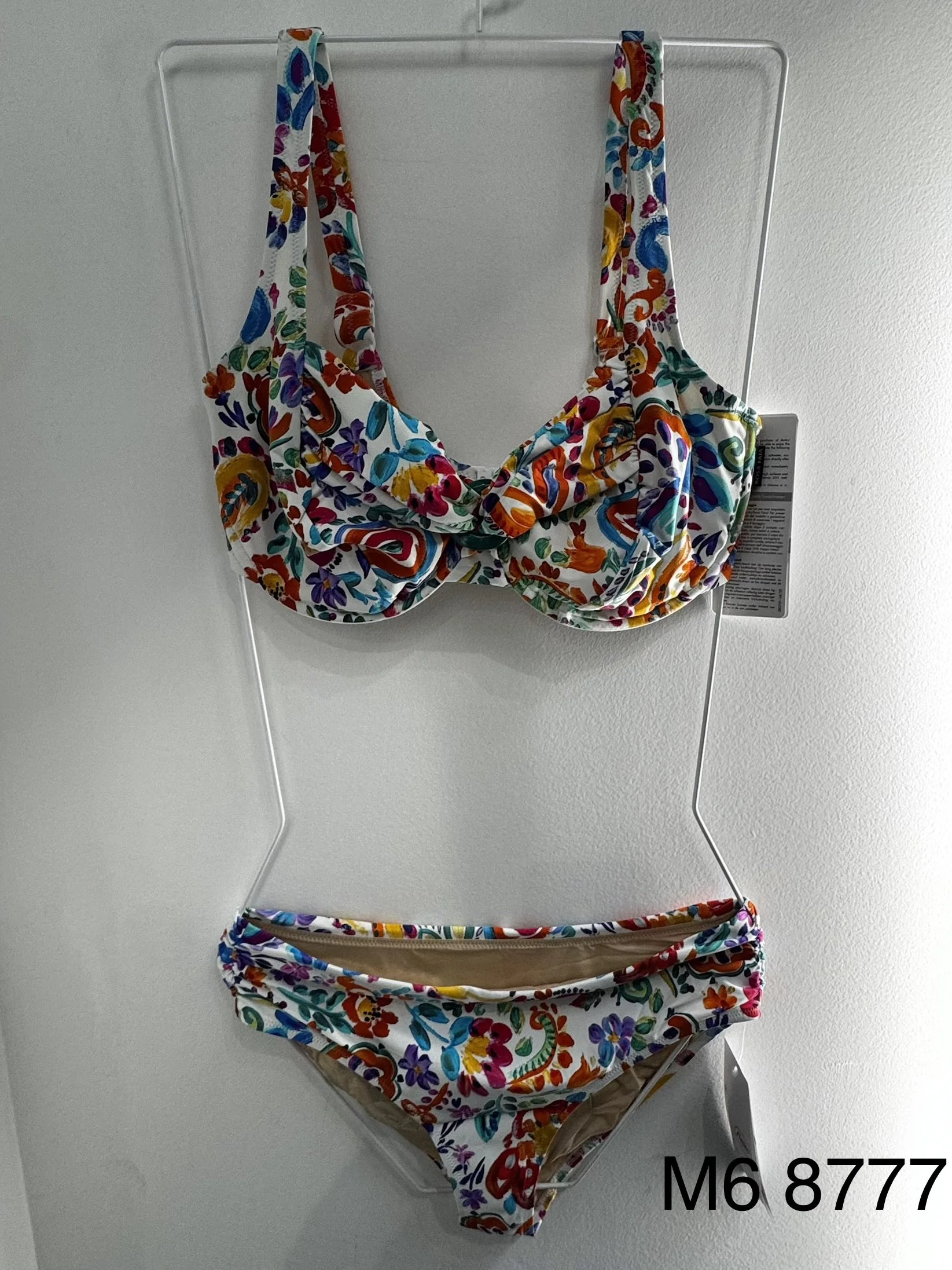  Disponible en Bonnet F : du 40 au 50 