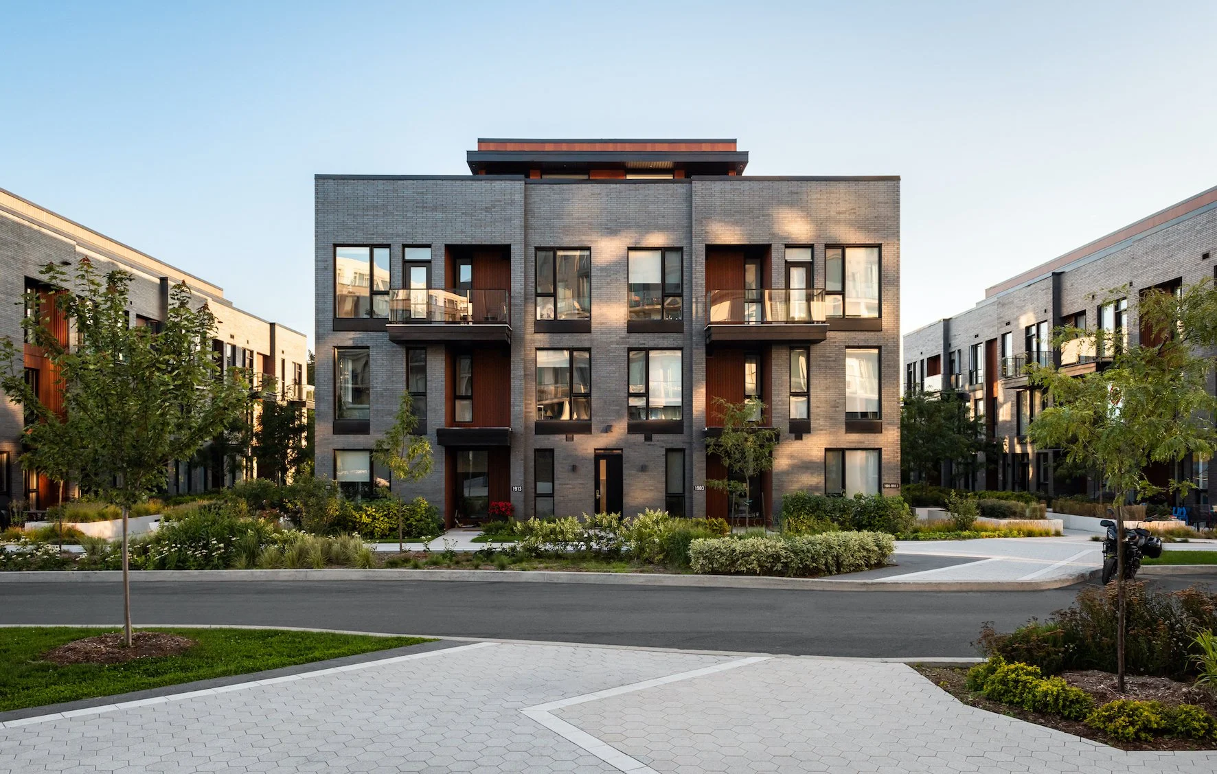 20 Townhouse.jpg