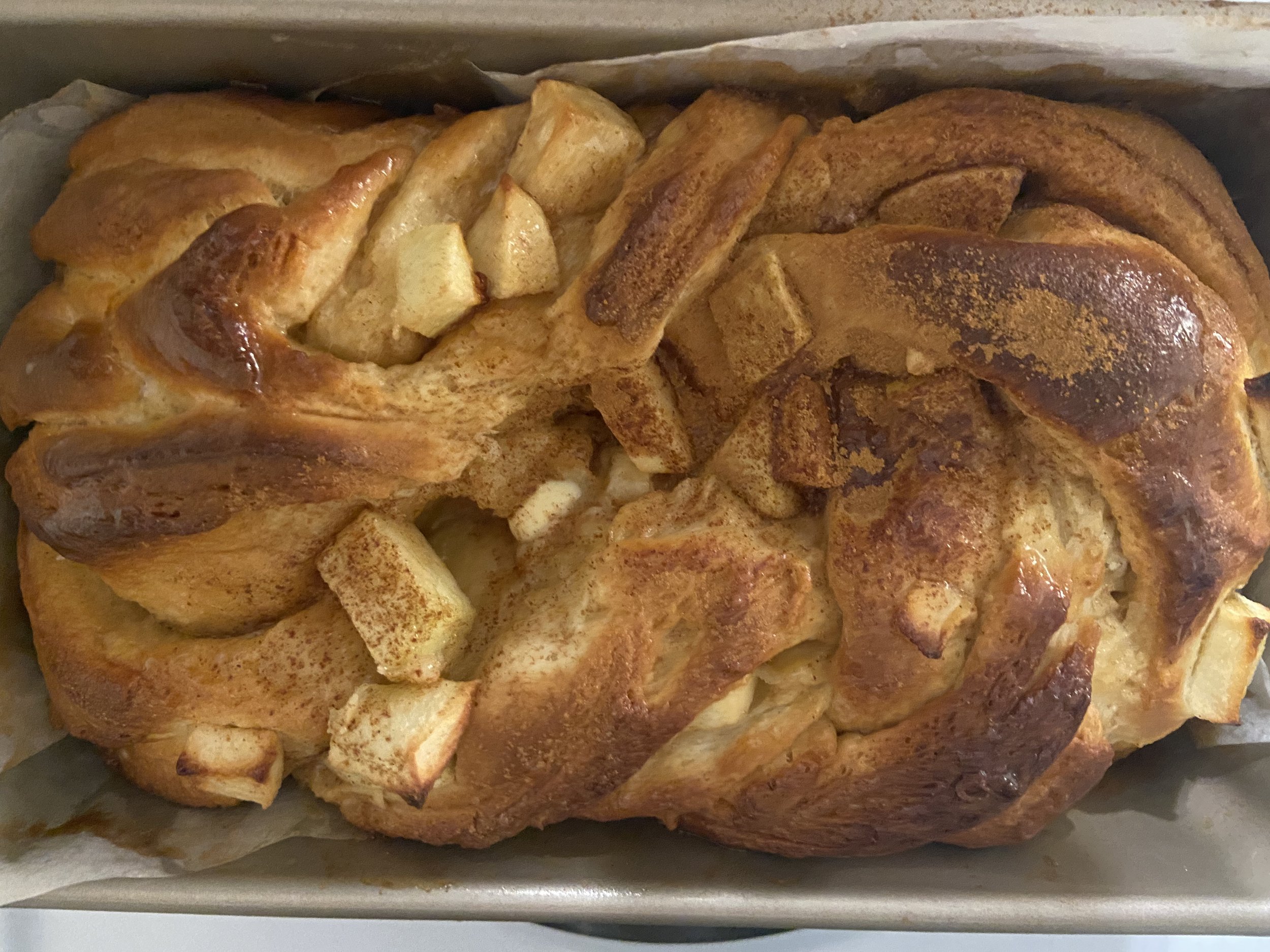 APPLE CINNAMON BABKA MASTERCLASS- October 13th