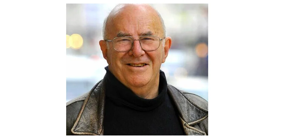 CLIVE JAMES - THE INTERVIEW