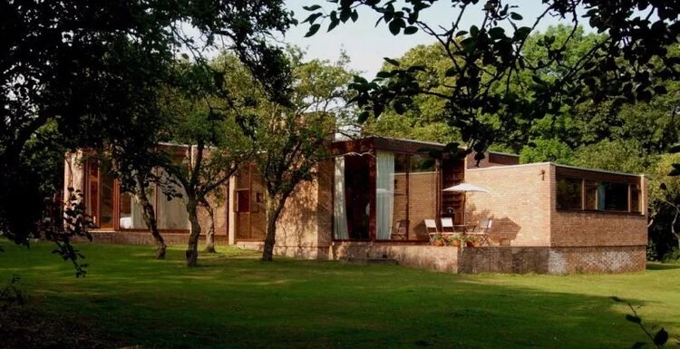 ARCHITECT JOHN MEUNIER'S 'ON INTRICACY'