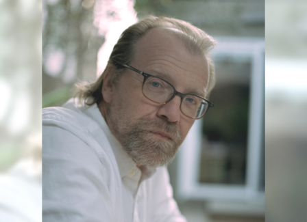 GEORGE SAUNDERS - A SWIM IN THE POND IN THE RAIN
