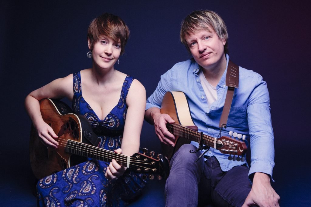 SOUNDS GREEN - HONEY &amp; THE BEAR IN THE BOTANIC GARDEN