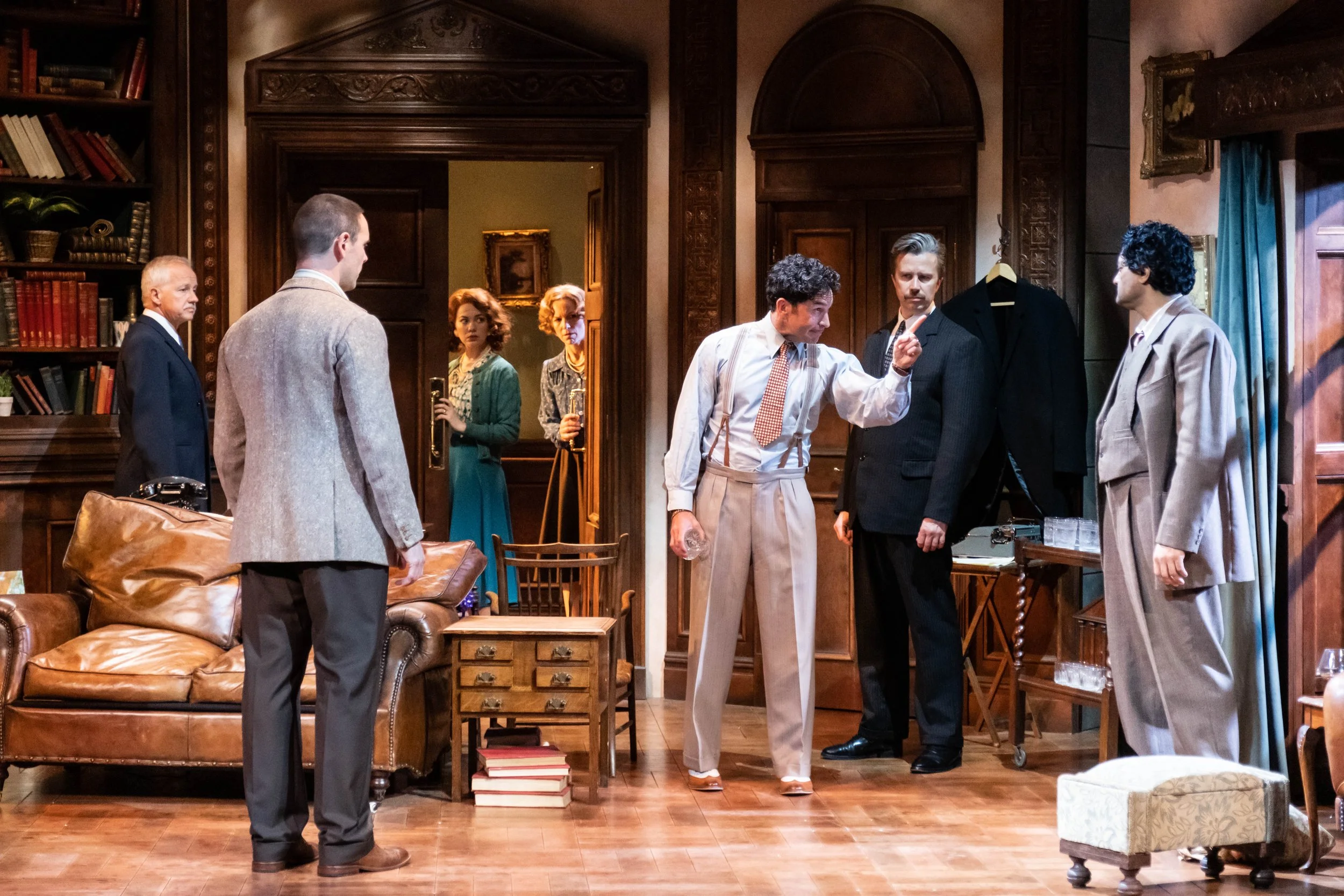 ACCOLADE AT THE ARTS THEATRE