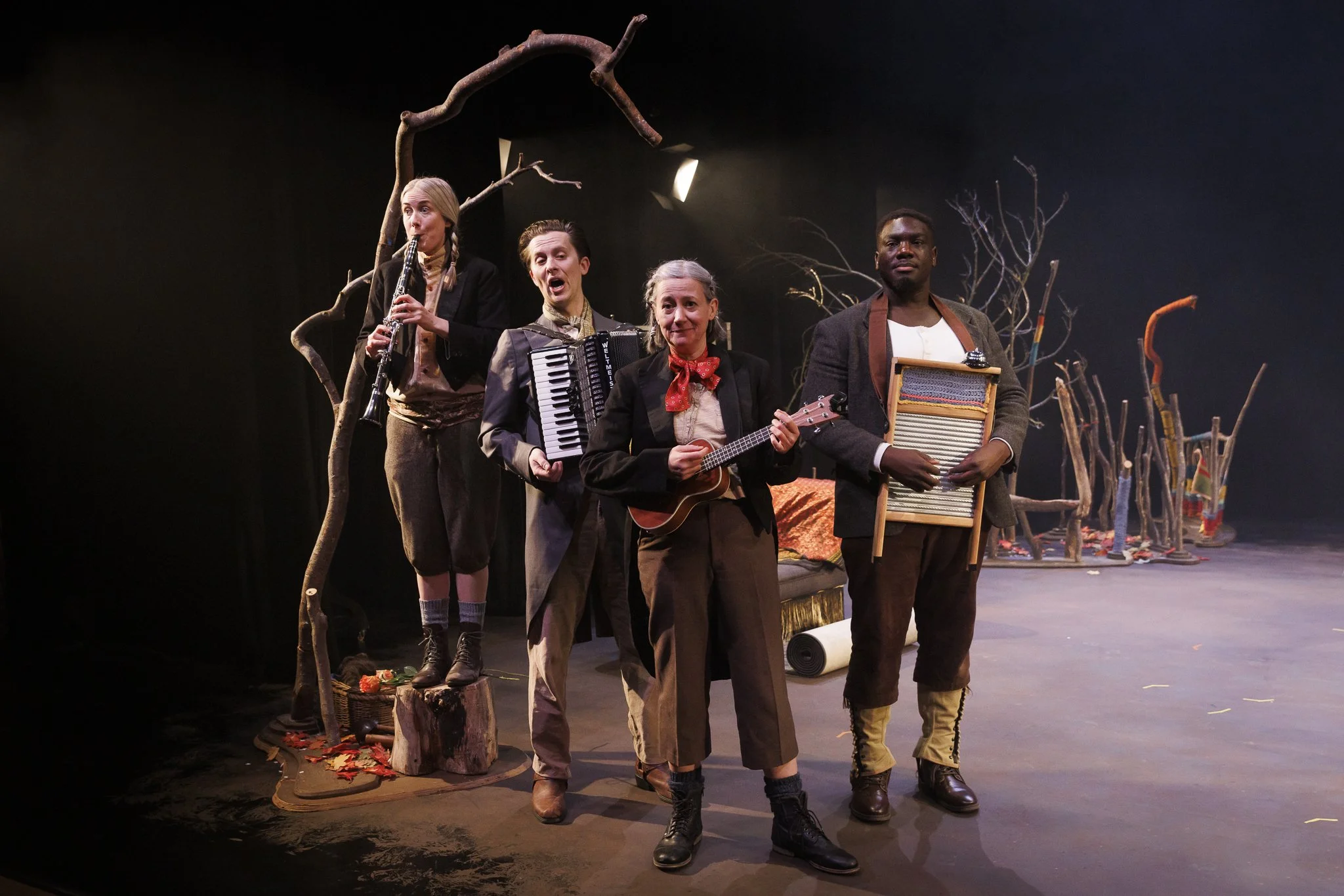 SNOW WHITE PANTO AT THE JUNCTION