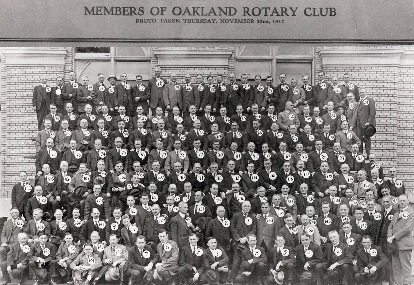 Rotary club of Oakland group portrait 1920s.jpg