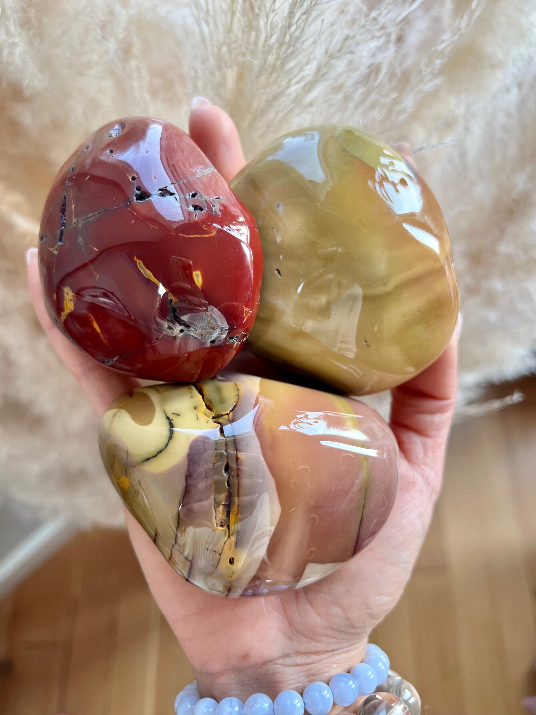 2DFB9406-5A9B-4648-AE82-14AD96039767