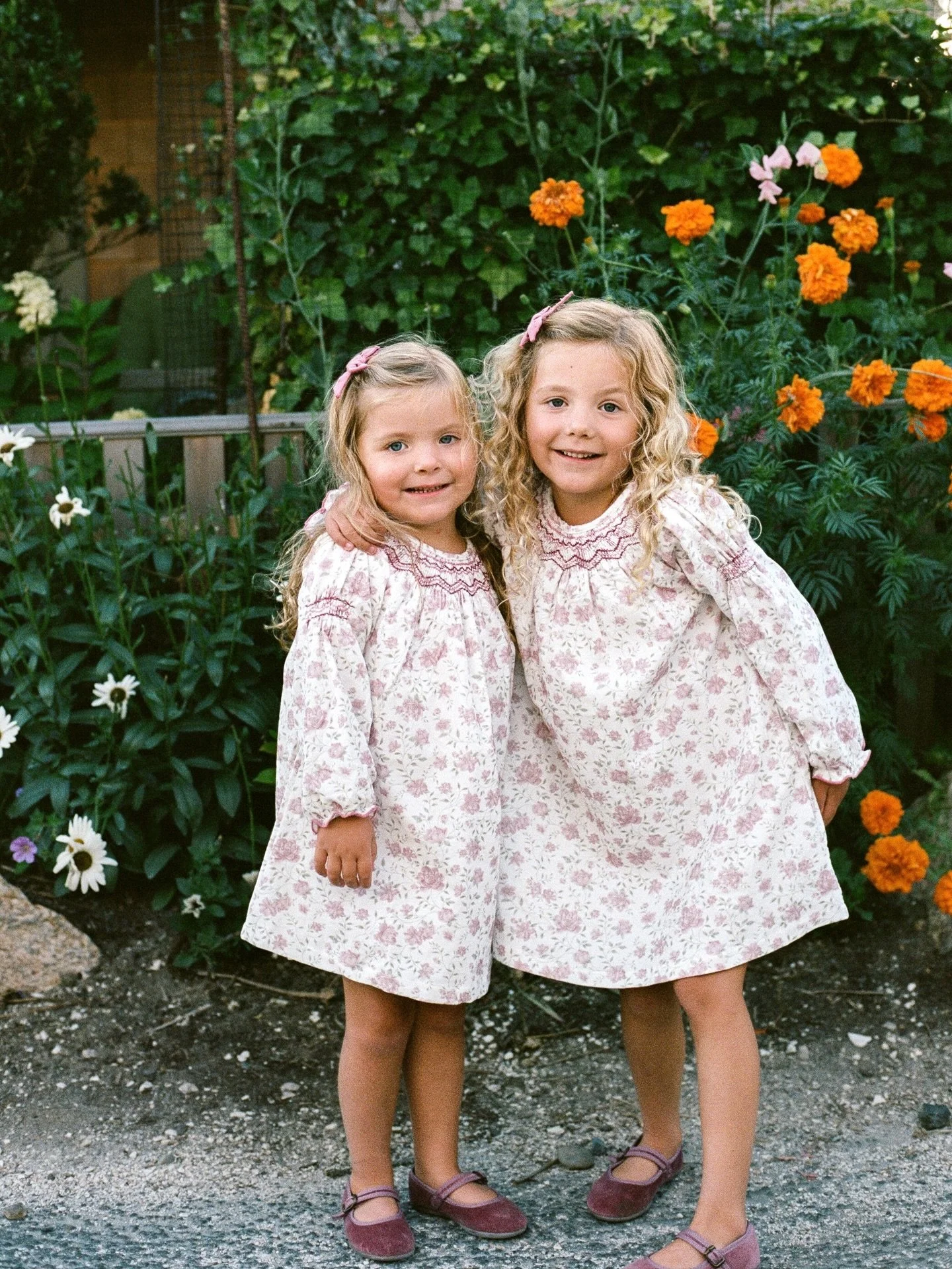 Sisterly love 💘 

these a few scans from an August family session on film. 

I offer three types of family portrait sessions; film, digital or a combo package. 

to read more or to inquire about scheduling a family session on Nantucket this summer, 