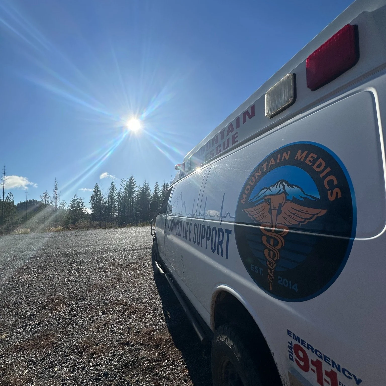 Blazing sun. Hot fireline. The ambulance stands ready. 🚑🔥
Out here, it&rsquo;s all about support, endurance, and keeping each other safe. Respect to the crews holding the line and everyone backing them up.

#FirelineLife #WildlandFire #EMS #OnTheLi