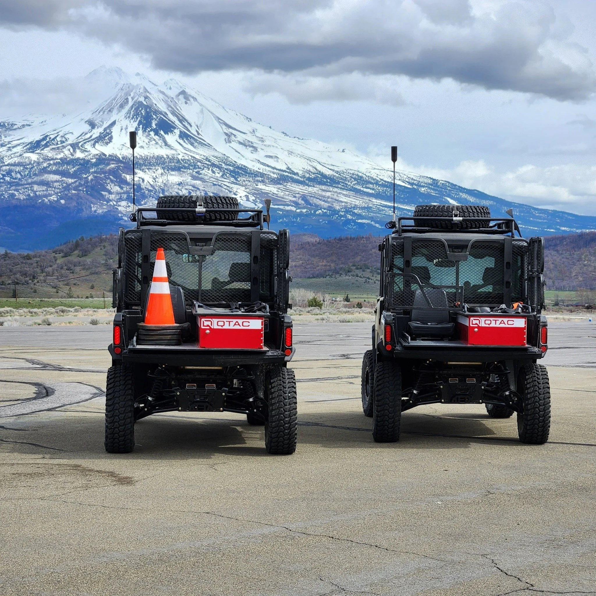 When access is limited, our UTVs fitted with @QTACFire rescue systems make patient transport possible &mdash; fast, stable, and reliable in any conditions.
Keeping responders safe, wherever the work takes them. 🚑🔥

#FirelineSupport #QTAC #FieldMedi