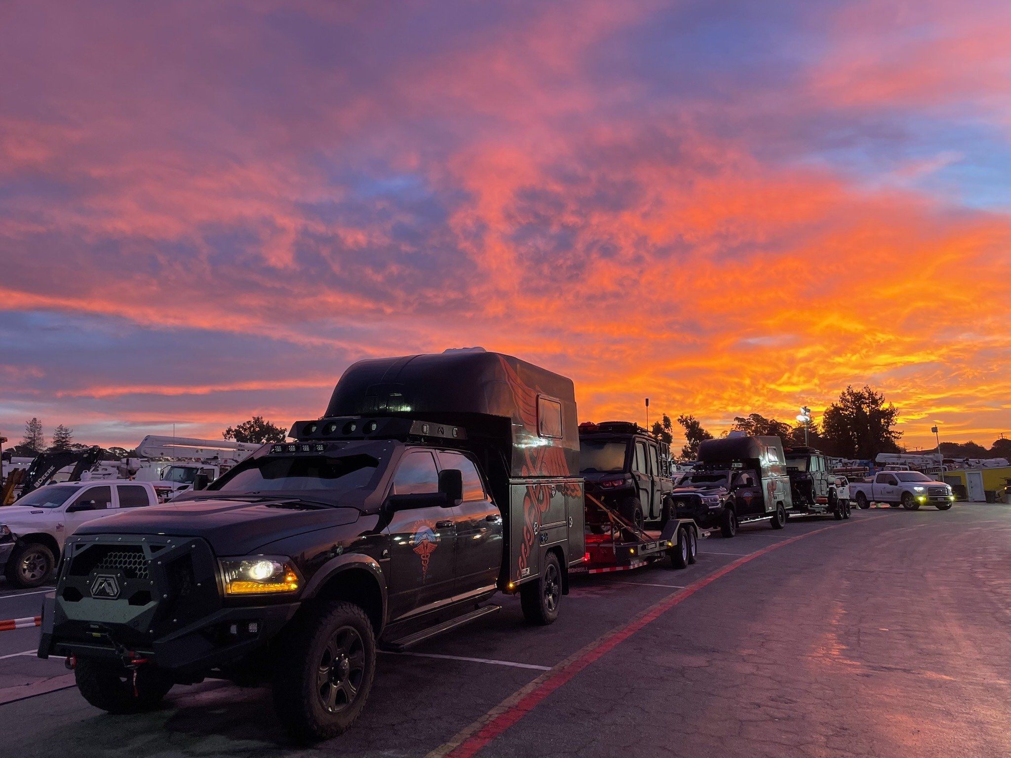 Sunrise vibes on assignment.
Early mornings, long days, and a dedication that never stops &mdash; our team is out there bringing care and support, no matter the hour. 🚑✨
#SunriseShift #EarlyMorningOps #FieldSupport #EmergencyResponse #AlwaysReady