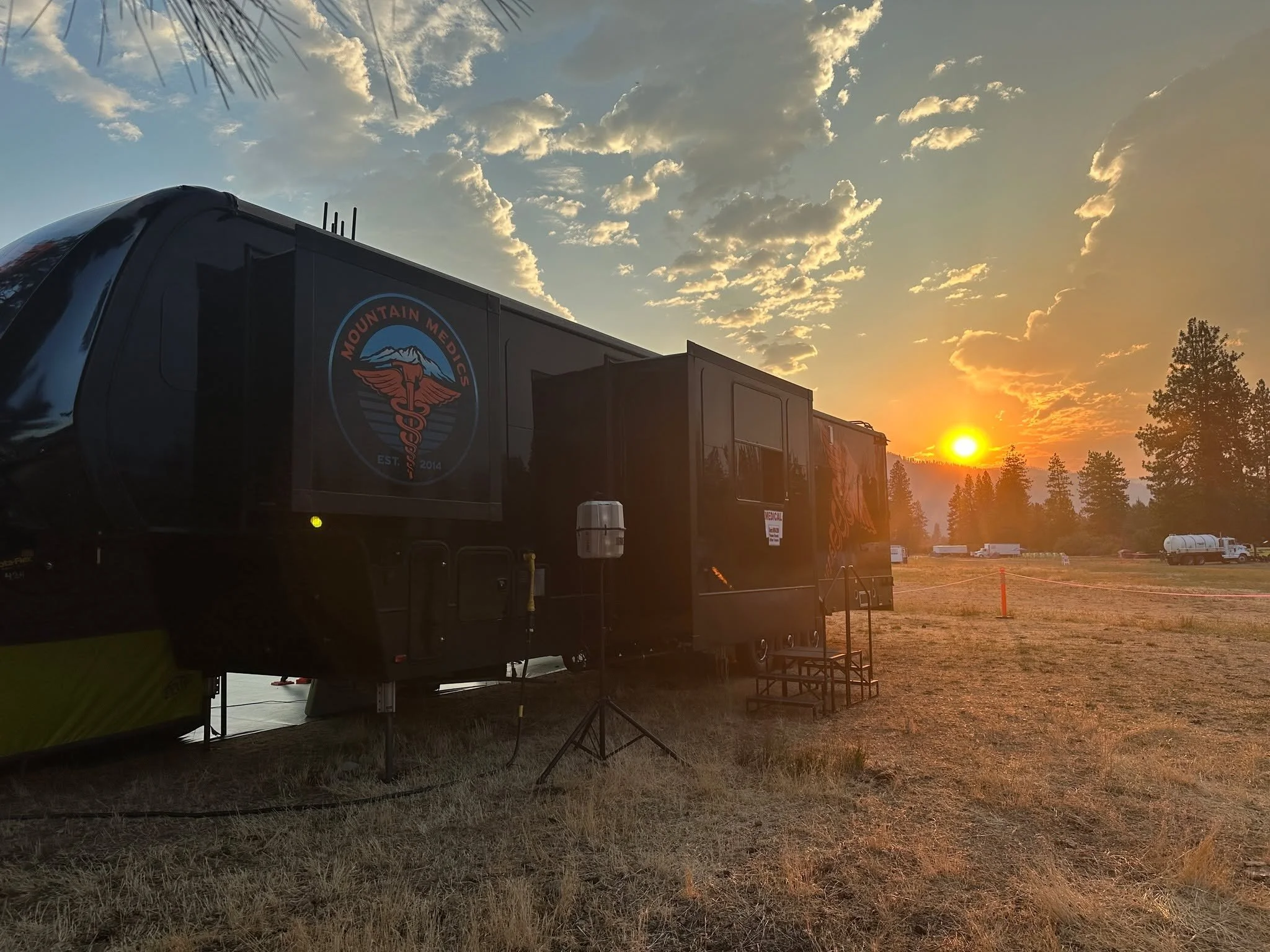Always ready to support! Our medical trailer at base camp during fire season ensures crews have immediate access to medical care when they need it most.

#FireSeasonSupport #BaseCampMedics #MedicalTrailer #WildfireResponse #EmergencyMedicalServices #