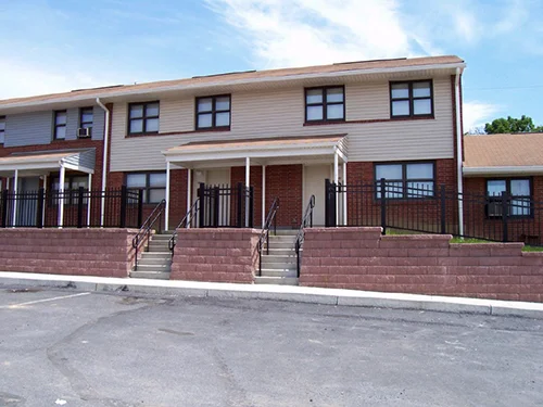 Cole Crest