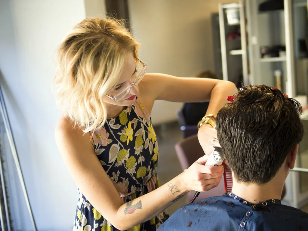 Ali Moss Hairstylist