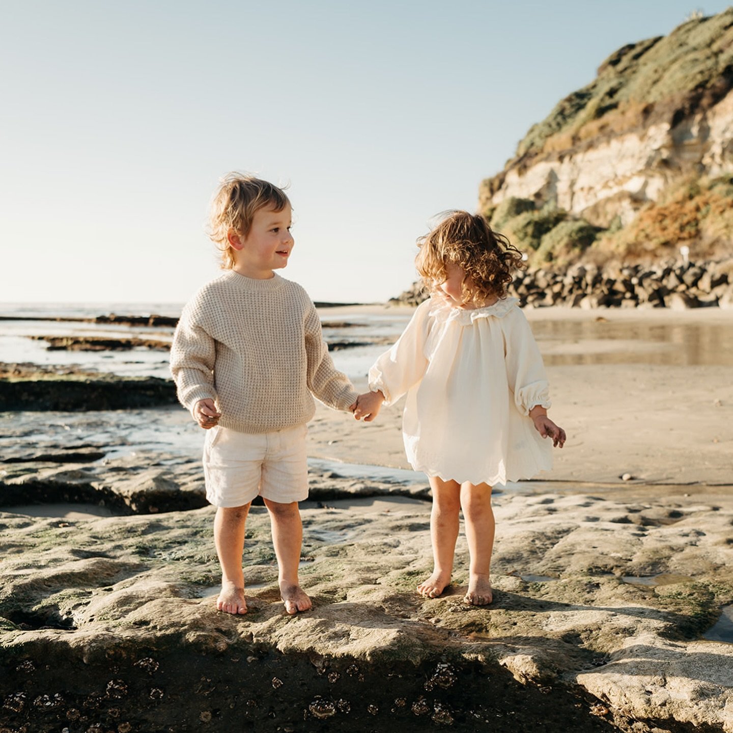 Built in bestie 🩷

#encinitasphotographer #encinitasfamilyphotographer #carlsbadphotographer #carlsbadfamilyphotographer #oceansidephotographer