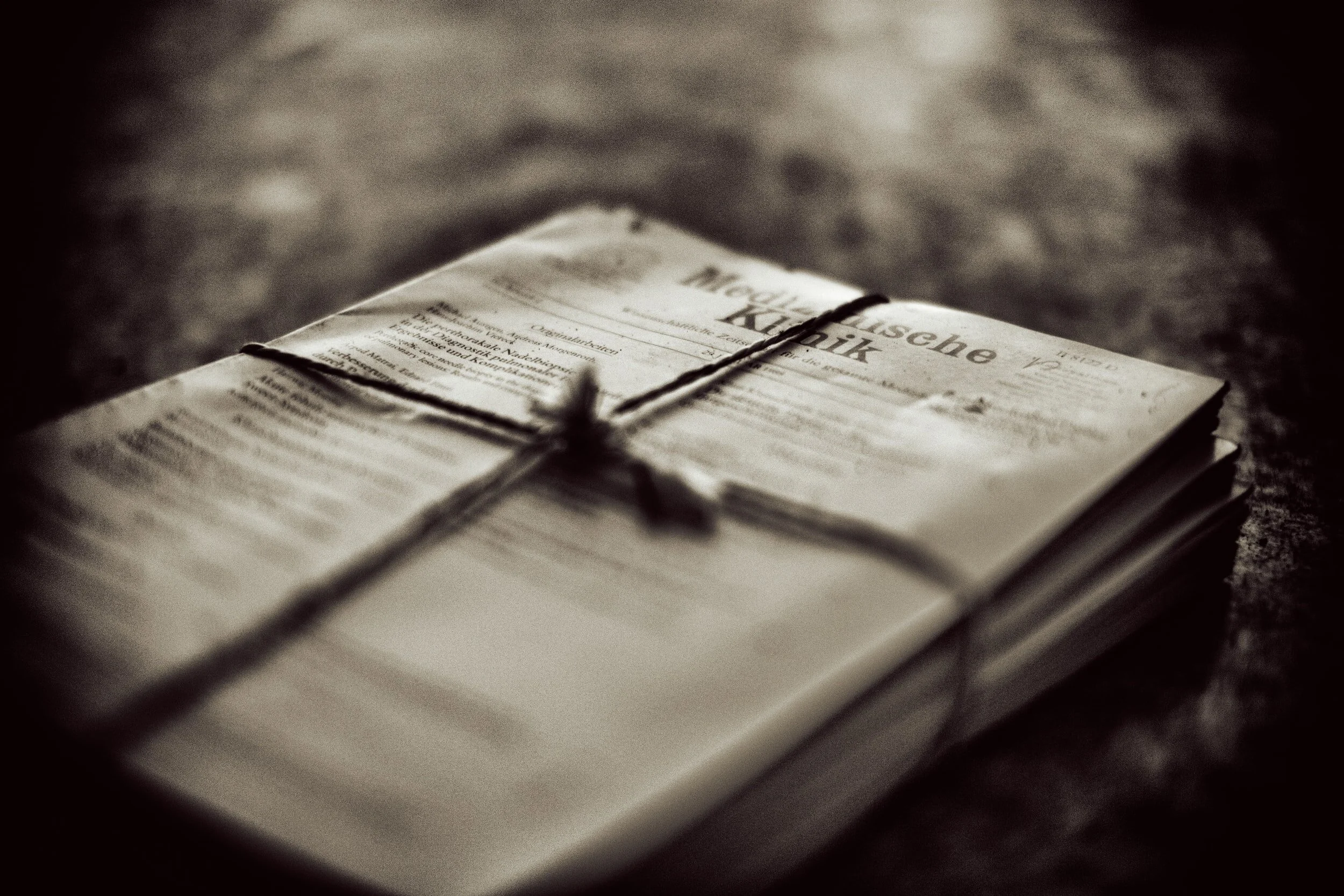 THE MIRROR SUBSCRIPTION