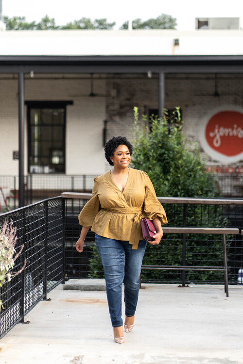 10 Plus-Size Body-Positive Fashion and Clothing Tips