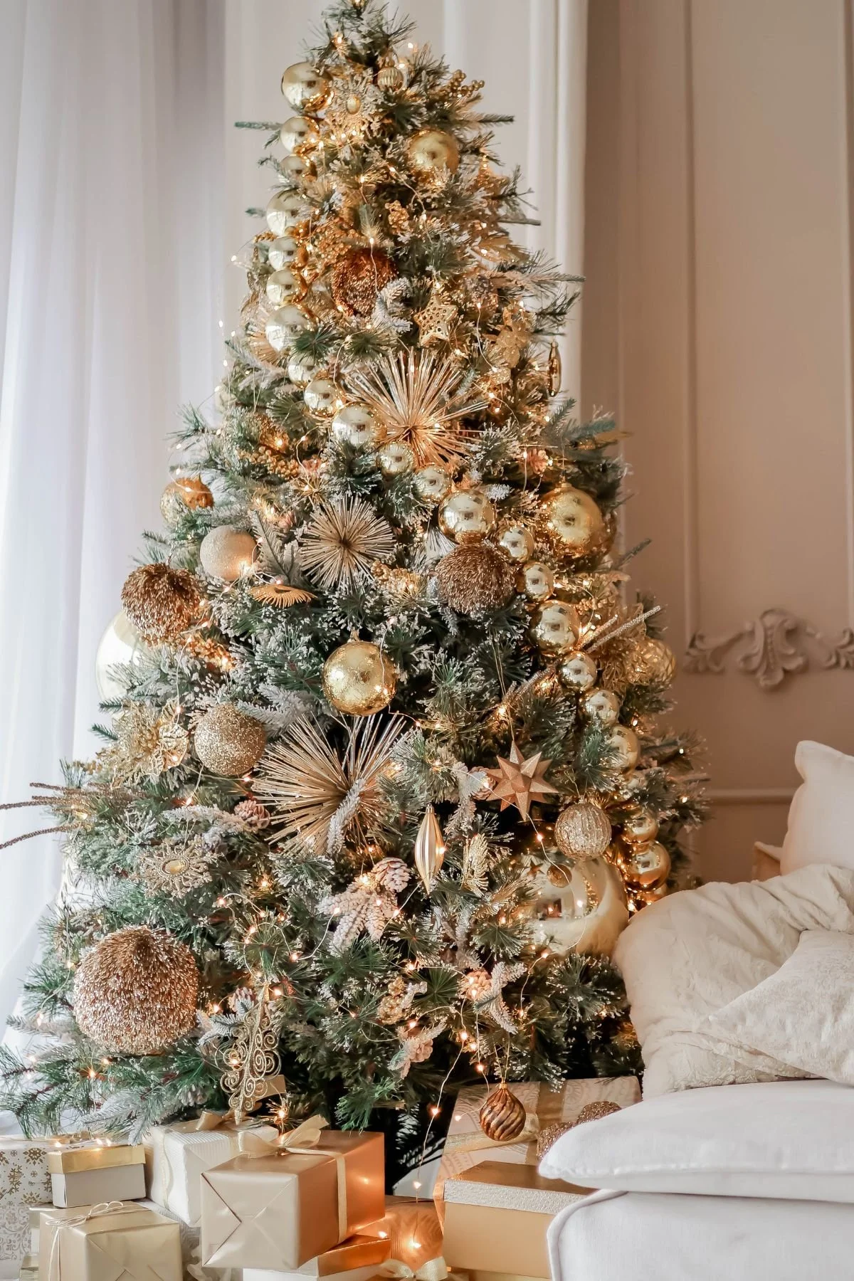 glam christmas tree (3).jpg