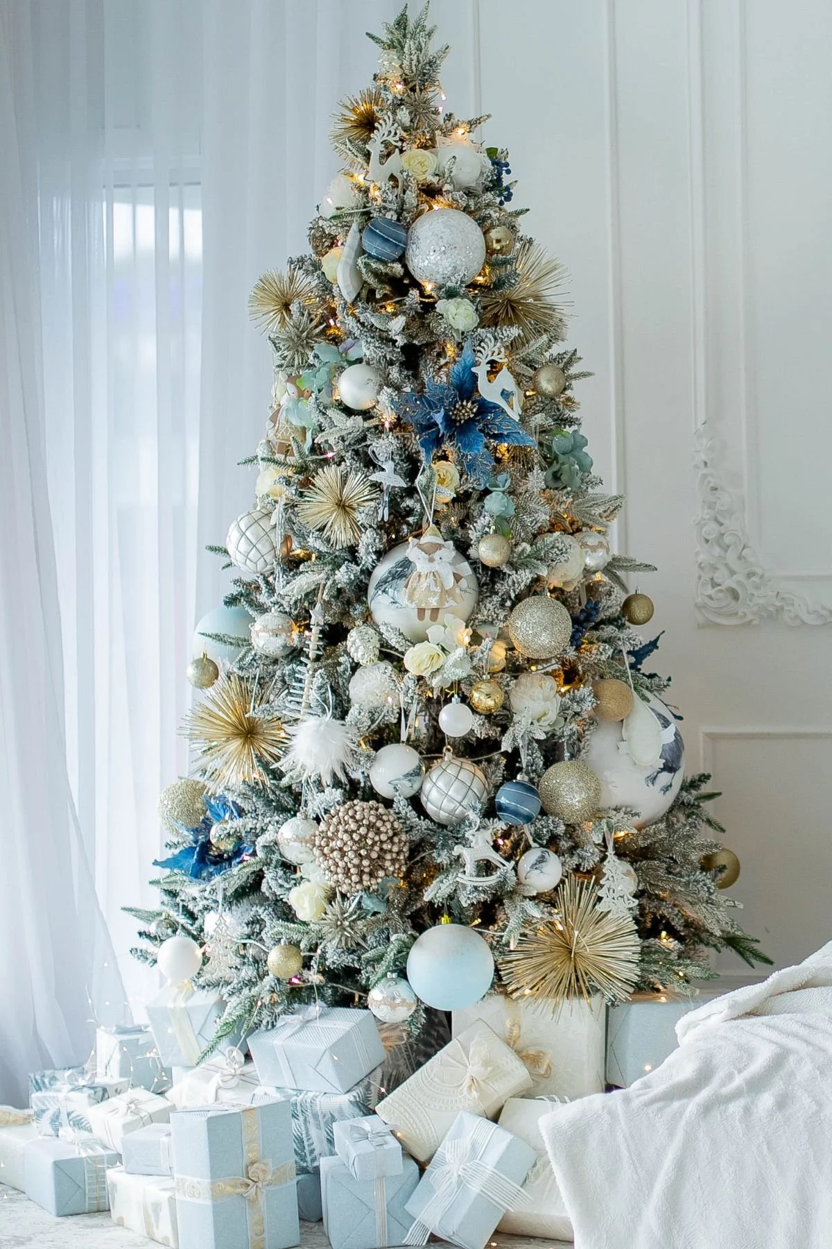 glam christmas tree (6).jpg