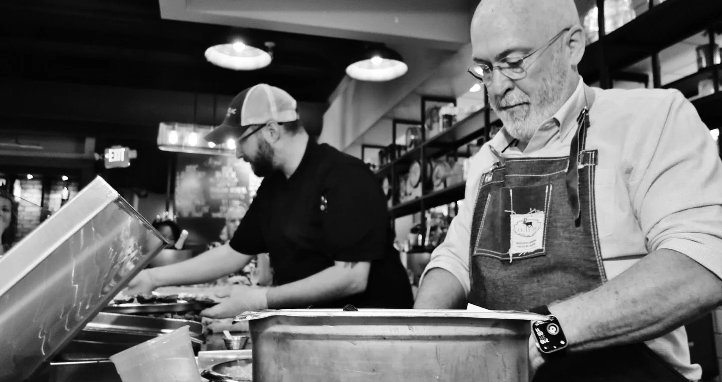 There&rsquo;s no experience like it! ✨ We invite you to cozy up to the Raw Bar on Monday, December 8th for &ldquo;Holidays On The Half Shell&rdquo;. This intimate event is filled with festive flavors and gifts. 🎁 Chef DJ Ivey will put a shellfish sp